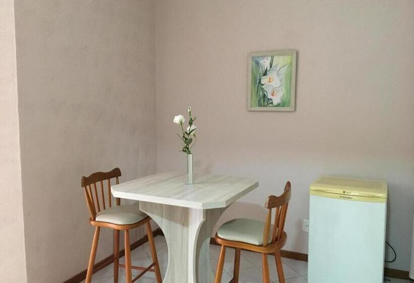 スーペリアースイート, Villa Souza Ltda