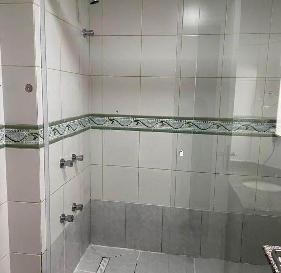 デラックススイート, Villa Souza Ltda