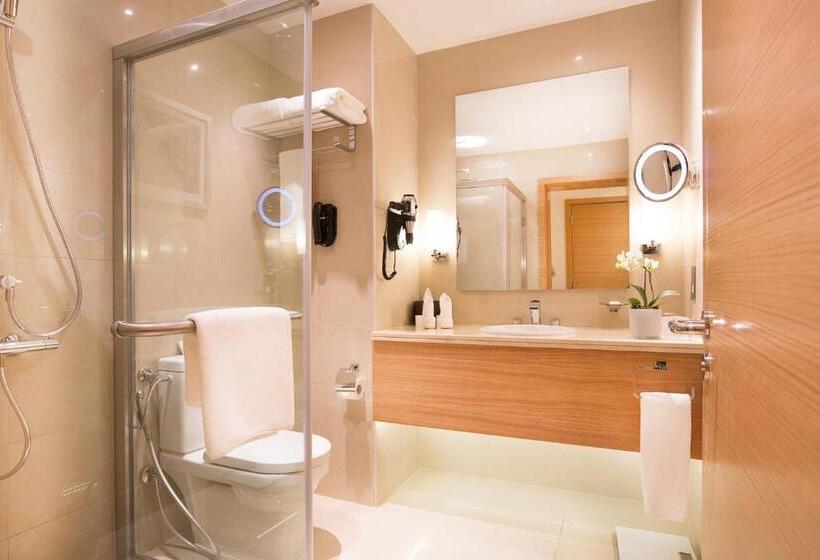 اتاق لوکس با تخت بزرگ, Millennium Kurdistan Hotel & Spa