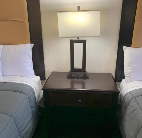 غرفة قياسية, Blackwater Inn