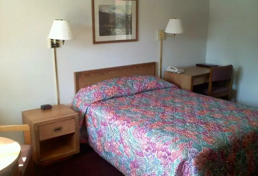 スタンダードルーム, Carriage House Motor Inn