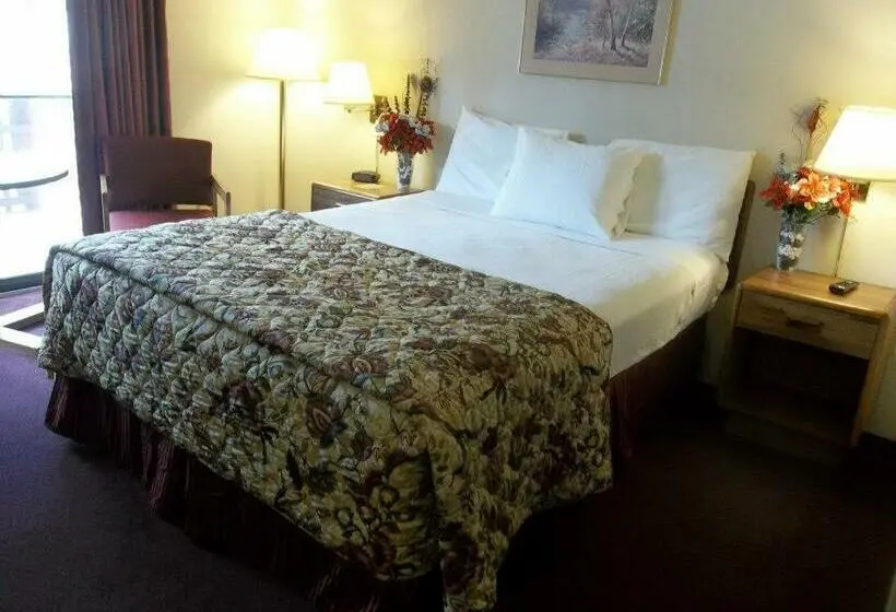 スタンダードルーム, Carriage House Motor Inn