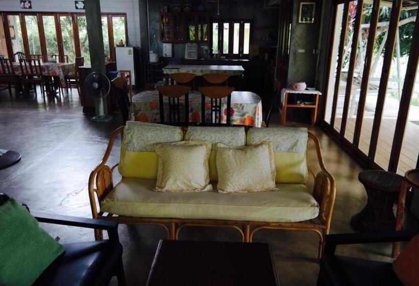 ガーデンビューの３ベッドルームビラ, Jardin De Mangue Pakchong