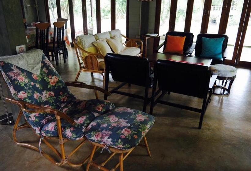 ガーデンビューの３ベッドルームビラ, Jardin De Mangue Pakchong