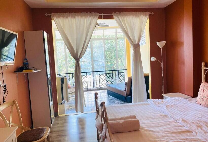 キングサイズベッドのスーペリアルーム, Jardin De Mangue Pakchong