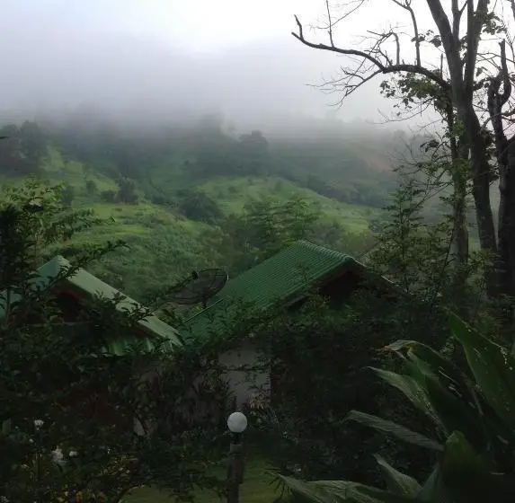 ファミリールーム, Klongsai Hills