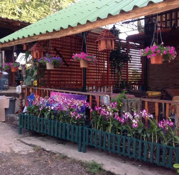 ファミリールーム, Klongsai Hills