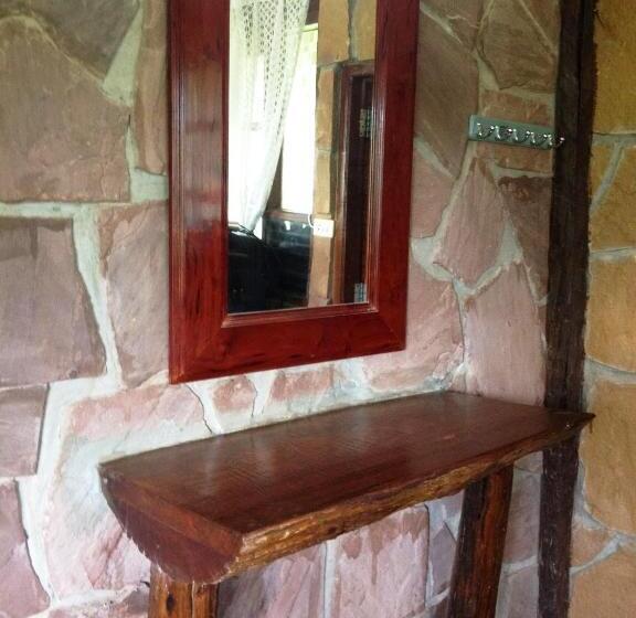 ファミリールーム, Klongsai Hills