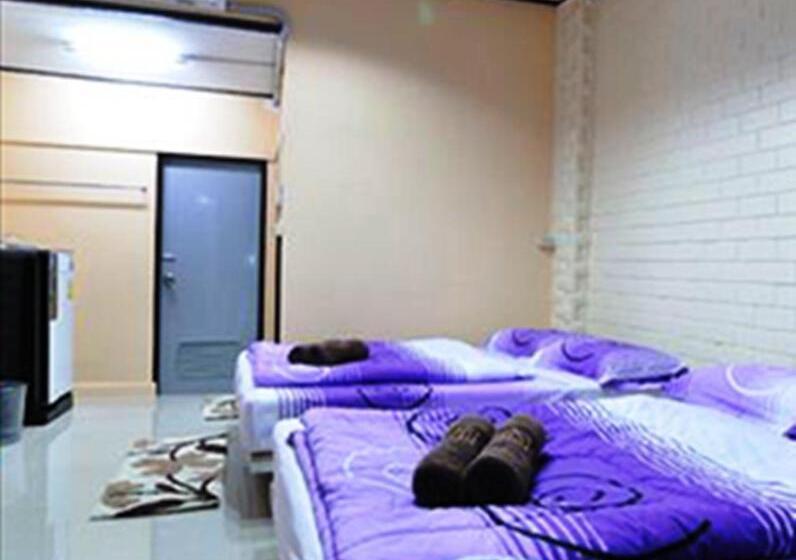 ファミリールーム, Klongsai Hills