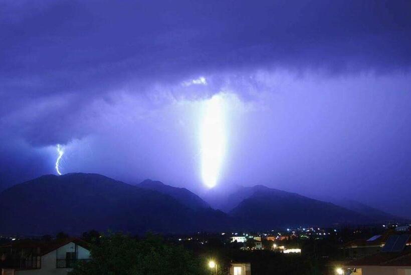 スタンダードスタジオ, Alexandros