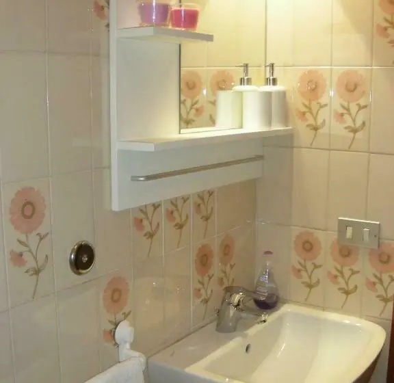 Standard Kolmen Hengen Huone, B&b Dream