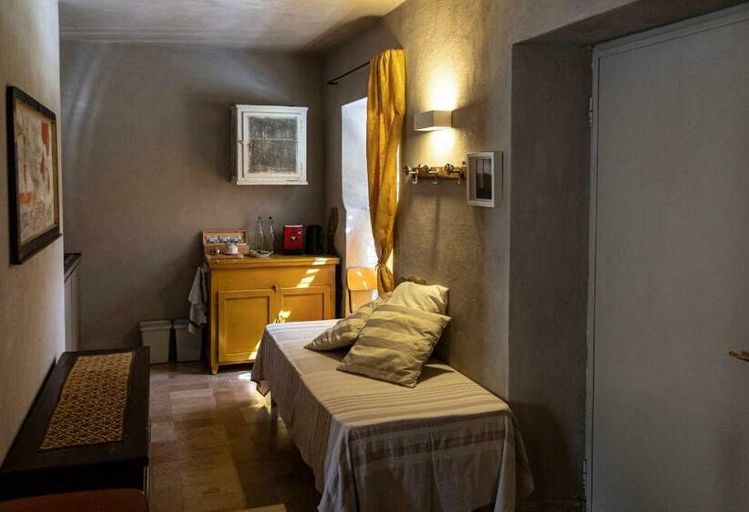 غرفة قياسية, Tuttaterra