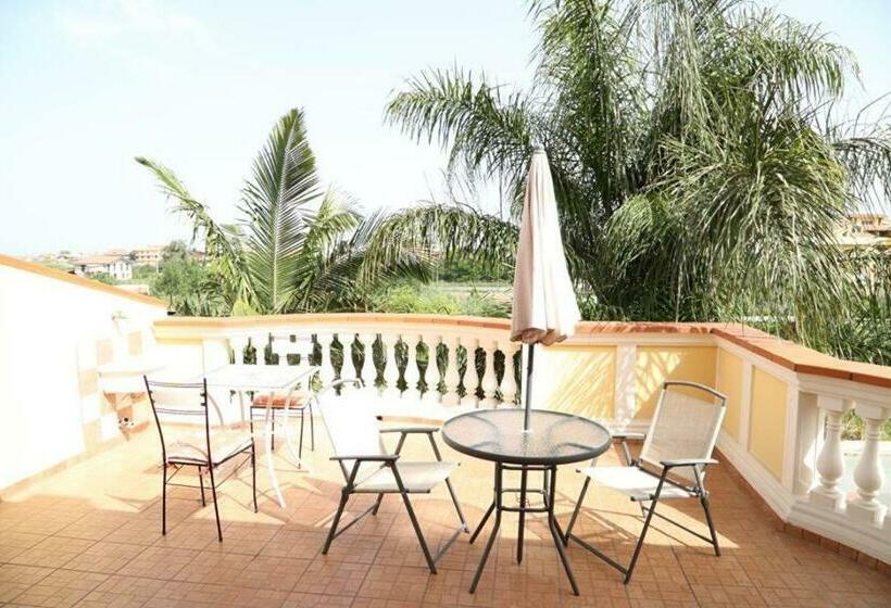اتاق لوکس, Villa Manno