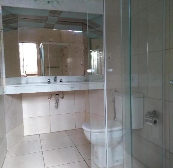 غرفة قياسية, Bragança