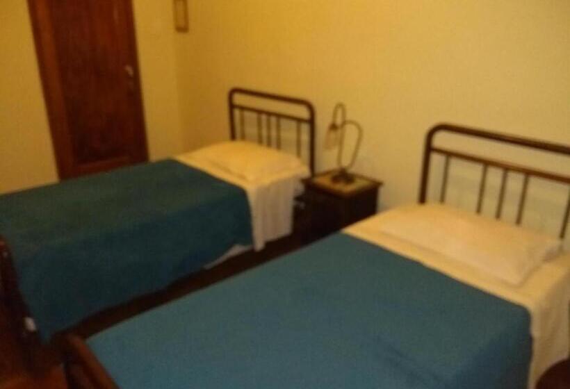 غرفة قياسية فردية, Bragança