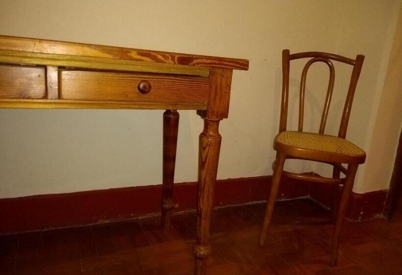 غرفة قياسية ثلاثية, Bragança