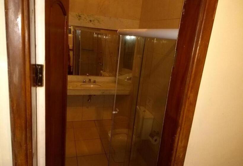 غرفة قياسية ثلاثية, Bragança