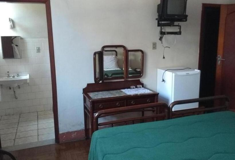 غرفة قياسية ثلاثية, Bragança