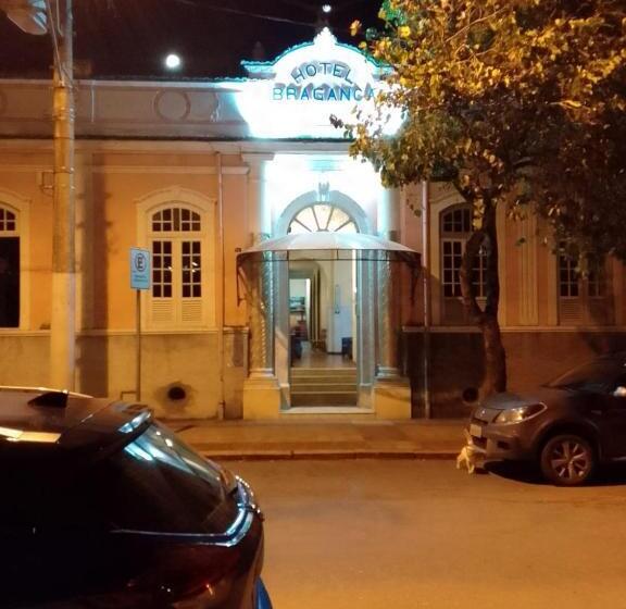 Семейный Номер, Bragança