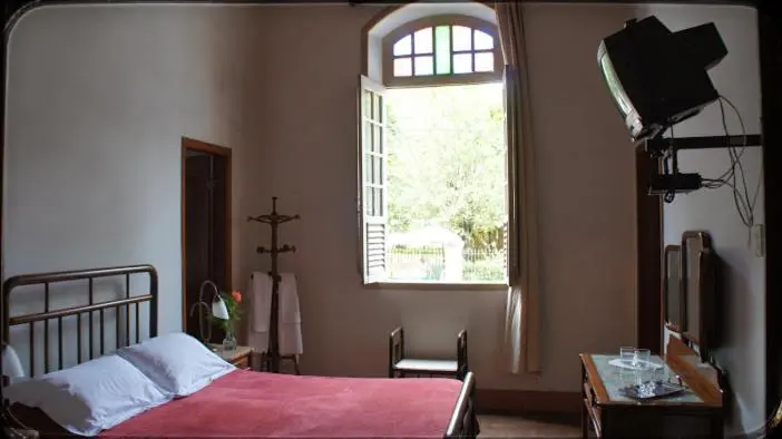 エコノミーシングルルーム, Bragança