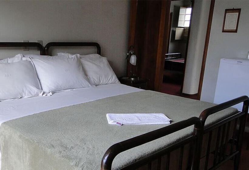 غرفة قياسية ثلاثية, Bragança