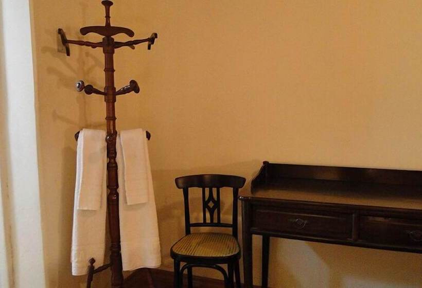 غرفة قياسية ثلاثية, Bragança