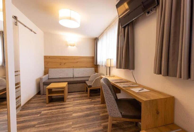 اتاق سوپریور, Der Walzl