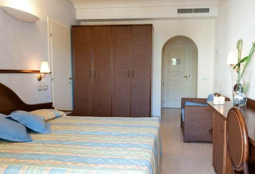 수피리어 룸, Derby Exclusive