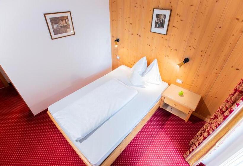 标准单人间, Eichenhof