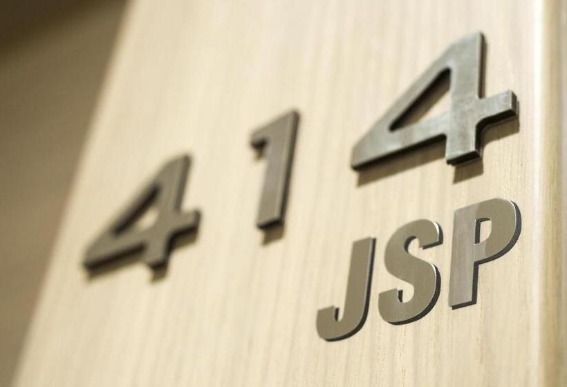 סוויטת ג'וניור סופריור, Hollywoods