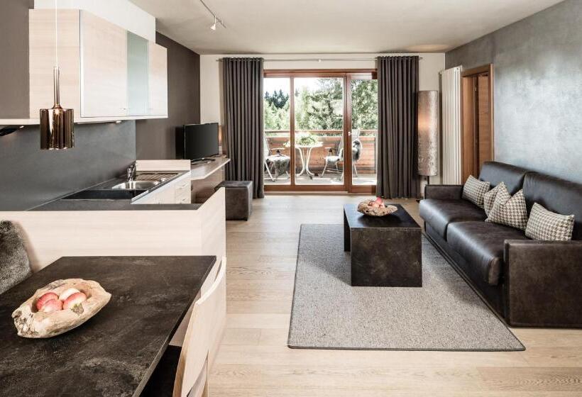 スーペリアースイート, Josef Mountain Resort