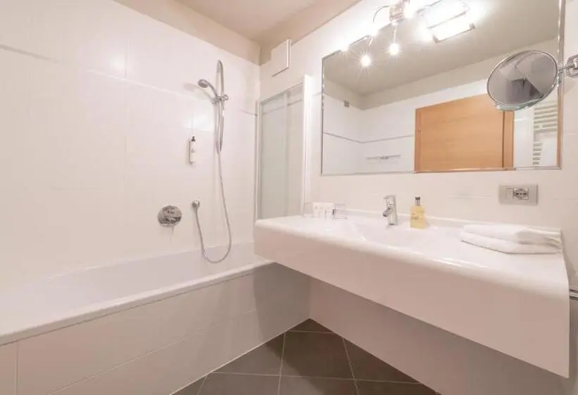 Junior Suite con Balcone, Josef Mountain Resort