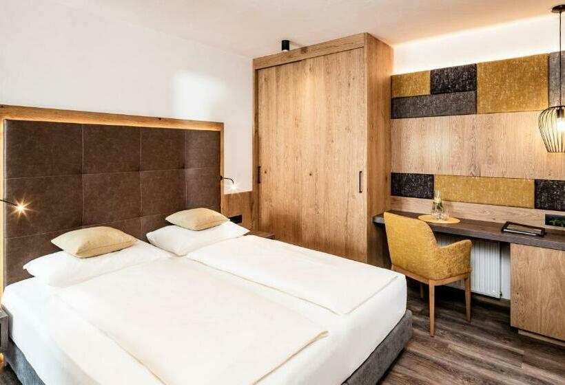 Номер Стандарт Вид на Горы, Krause