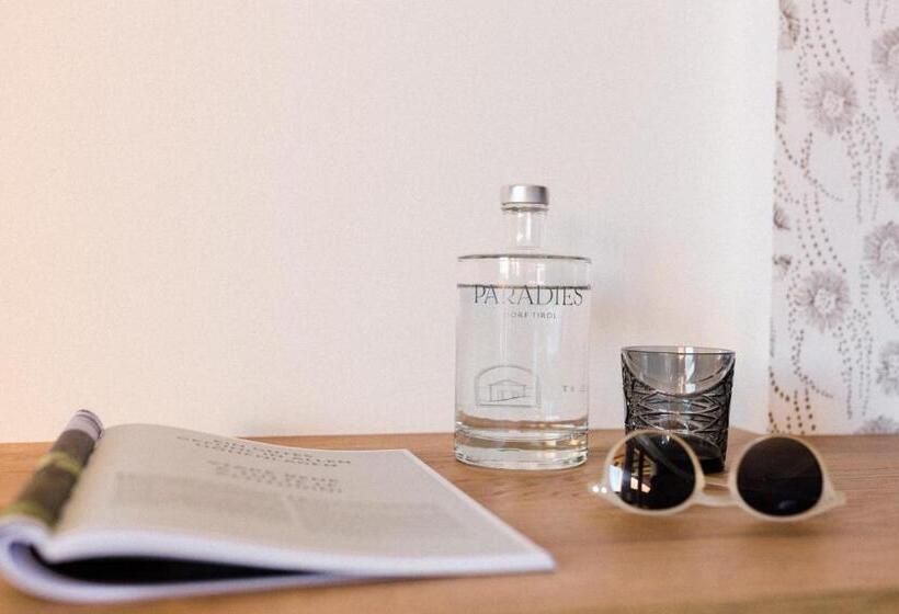 マウンテンビュースタンダードルーム, Paradies