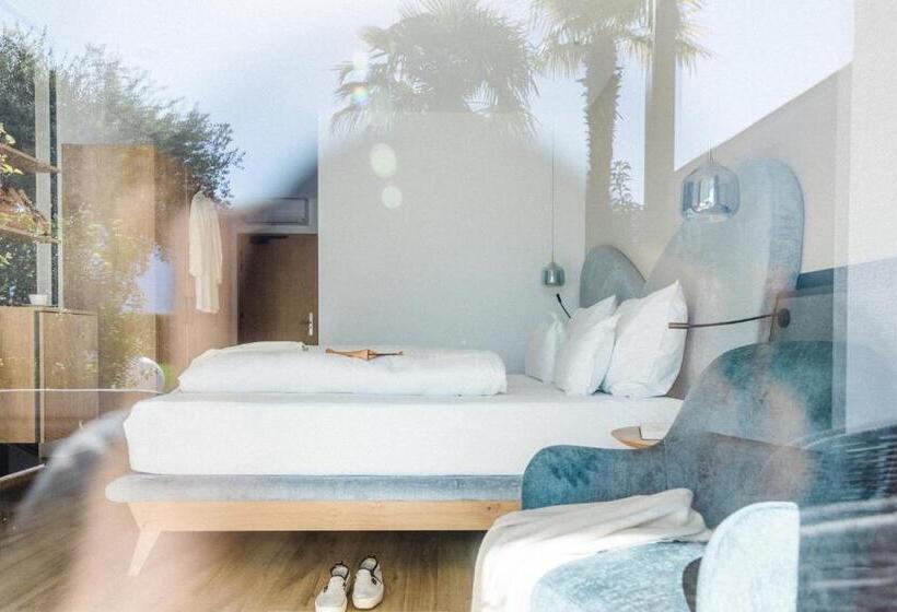 テラス付スイート, Paradies