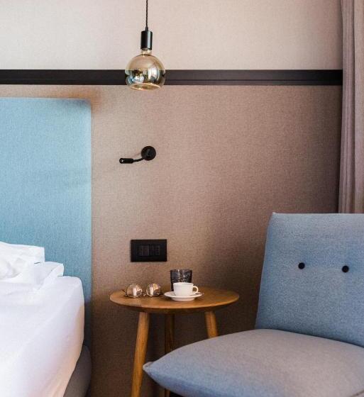 バルコニー付ベーシックルーム, Paradies