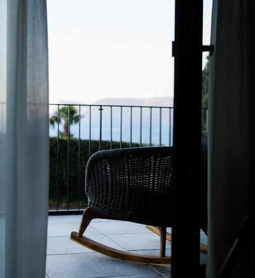 ペントハウススイート, Paradies