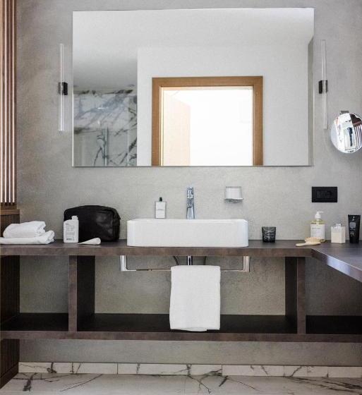 ペントハウススイート, Paradies