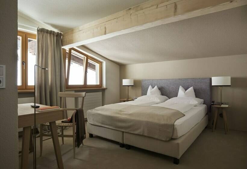 غرفة قياسية, Schwarzwand