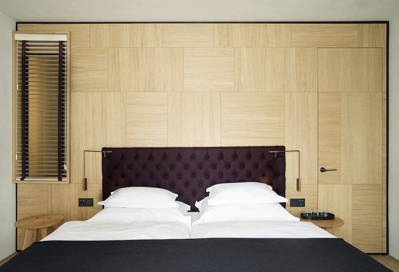 جناح, Schwarzwand