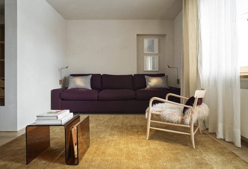 جناح, Schwarzwand