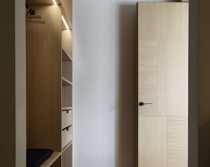 جناح, Schwarzwand