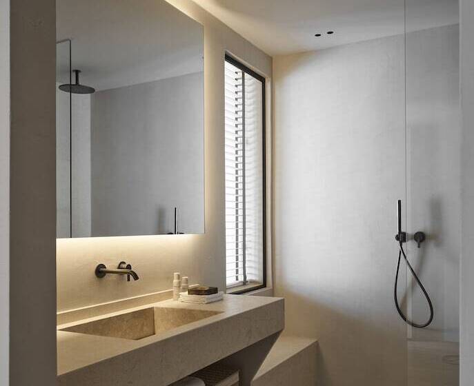 جناح, Schwarzwand