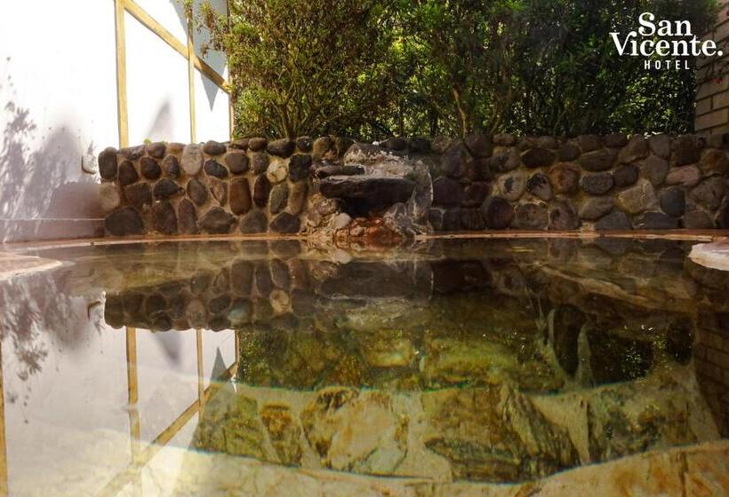 스탠다드 방갈로, Termales San Vicente