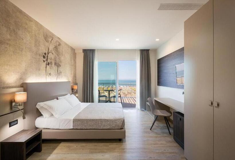 Suite Superioară cu Vedere la Mare, Tritone