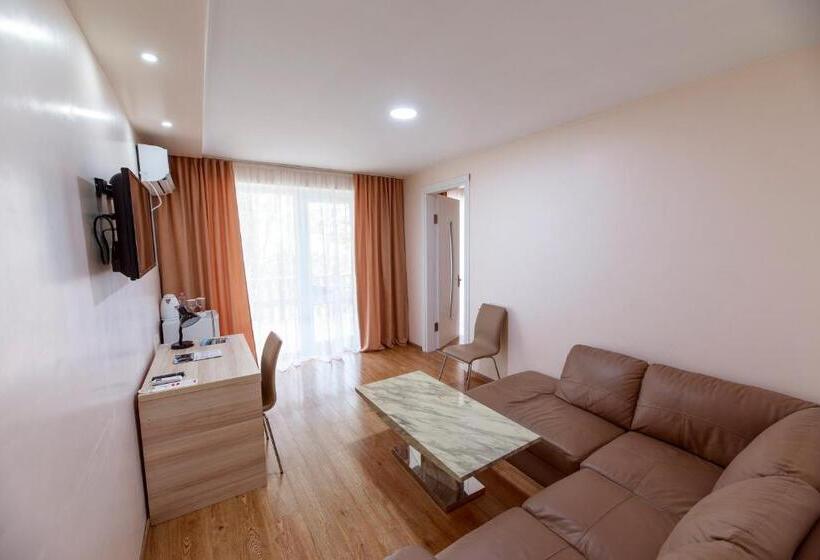 سوییت, Kolkhida Resort & Spa