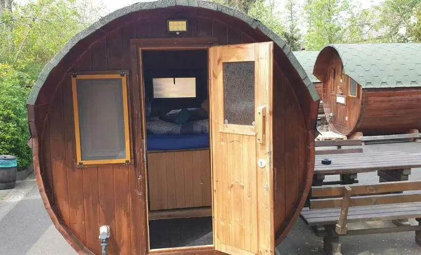 Standard-huone Jaettu Kylpyhuone, Mini Hotel übernachten Im Gurkenfass