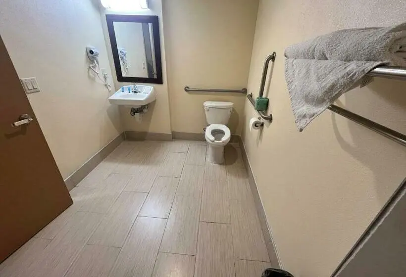 シングルデラックスルーム, Circle Motor Lodge
