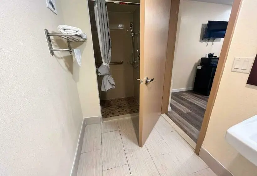シングルデラックスルーム, Circle Motor Lodge