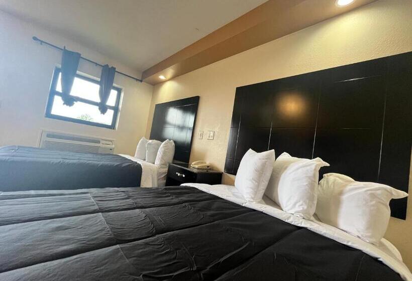 디럭스 스위트, Circle Motor Lodge